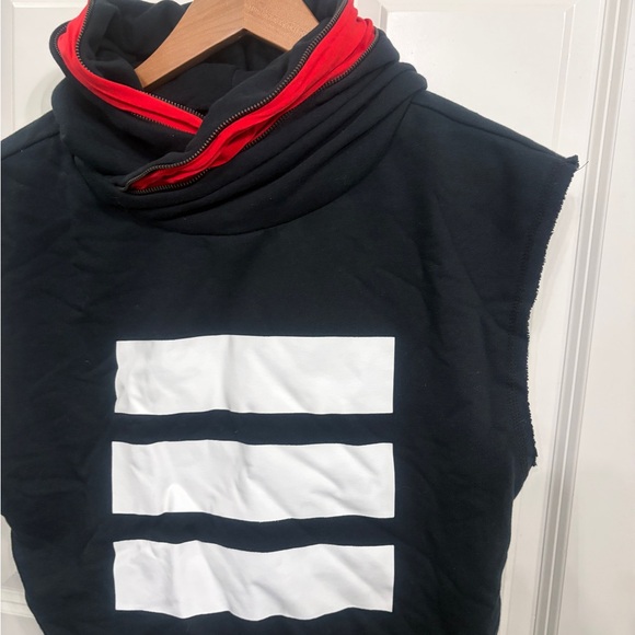 Rare Adidas Berlin Black Sleeveless Hoodie with White Stripes and zipper hood.XS - Picture 4 of 10